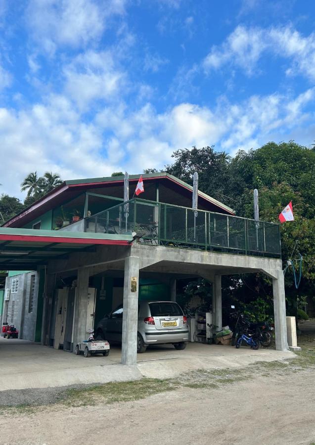Mooz Lodge, The Local Discovery Afareaitu Екстериор снимка